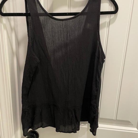 Open back tie top - Picture 3 of 3